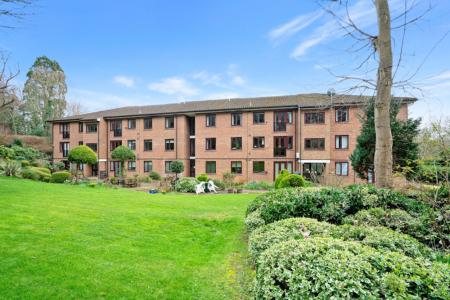 1 bedroom Apartment for sale in Uxbridge Road, Pinner, HA5