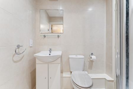 1 bedroom Apartment to let in 154 High Street, Wealdstone, Harrow, HA3