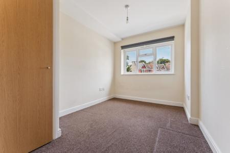 1 bedroom Apartment to let in 154 High Street, Wealdstone, Harrow, HA3
