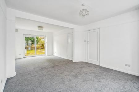 3 bedroom Semi-detached house to let in College Hill Road, Harrow, HA3