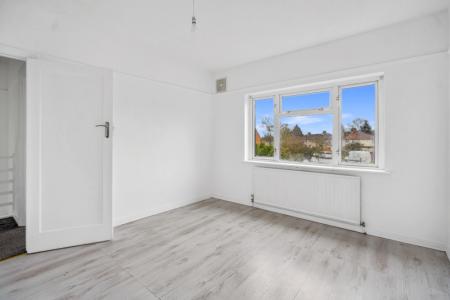 3 bedroom Semi-detached house to let in College Hill Road, Harrow, HA3