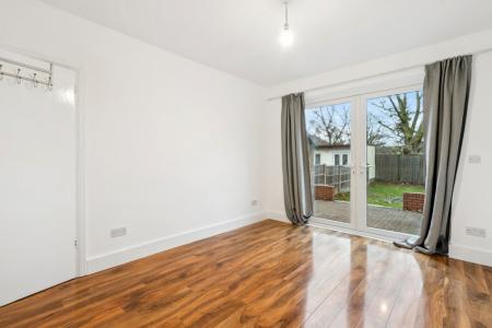 3 bedroom Terraced House to let in Charlton Road, Harrow, HA3