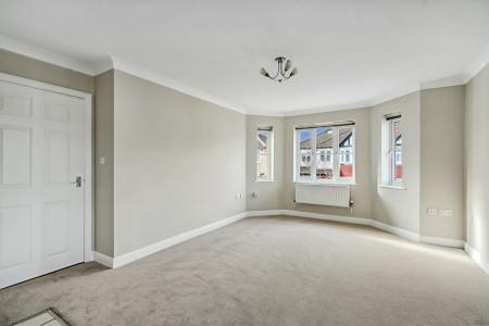 1 bedroom Apartment to let in 36 Durham Road, Harrow, HA1