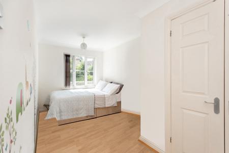 2 bedroom Apartment to let in Sheepcote Road, Harrow, HA1