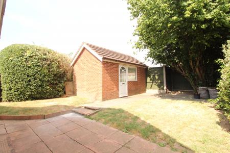 2 bedroom Bungalow to let in Belmont Road, Hereford, HR2
