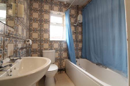 2 bedroom Bungalow to let in Belmont Road, Hereford, HR2