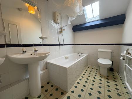 1 bedroom Flat to let in Castle Street, Hereford, HR1