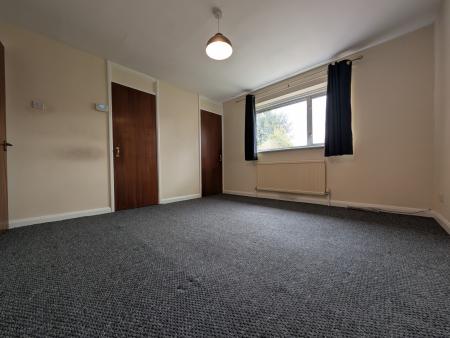 3 bedroom Terraced House to let in Weobley Close, Newton Farm, Hereford, HR2