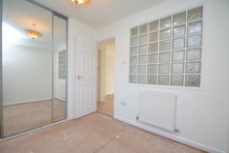 1 bedroom Flat for sale in Bluebell Close, Ross-on-Wye, HR9