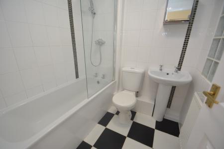 1 bedroom Flat for sale in Bluebell Close, Ross-on-Wye, HR9