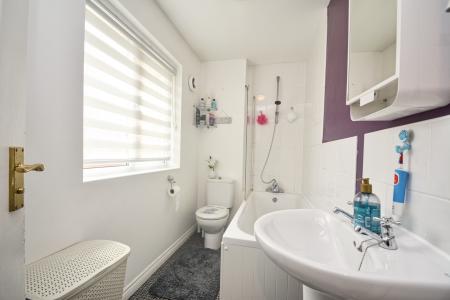 2 bedroom Terraced House for sale in Bullingham Lane, Hereford, HR2