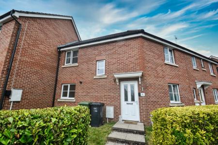 2 bedroom Terraced House for sale in Bullingham Lane, Hereford, HR2