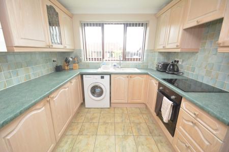 3 bedroom Detached house for sale in Court Road, Ross-on-Wye, HR9