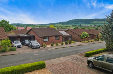 3 bedroom Detached house for sale in Court Road, Ross-on-Wye, HR9