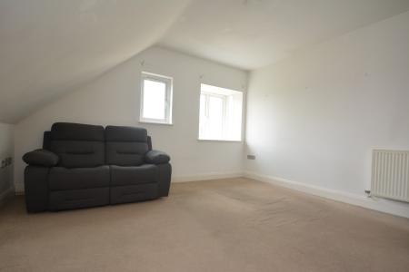 1 bedroom Flat for sale in Gloucester Road, Ross on wye, HR9