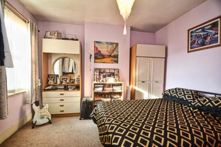 3 bedroom Terraced House for sale in Gloucester Road, Ross on wye, HR9