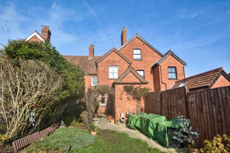 3 bedroom Terraced House for sale in Gloucester Road, Ross on wye, HR9