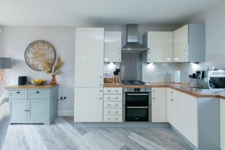 5 bedroom Semi-detached house for sale in Green Wilding Road, Hereford, HR1