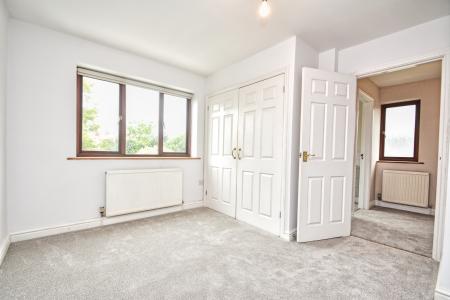 3 bedroom Detached house for sale in Hamlen Close, Huntley, GL19