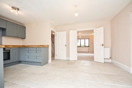 3 bedroom Detached house for sale in Hamlen Close, Huntley, GL19