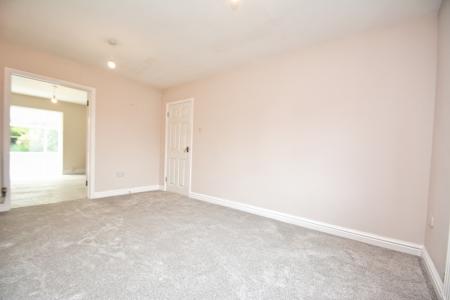 3 bedroom Detached house for sale in Hamlen Close, Huntley, GL19