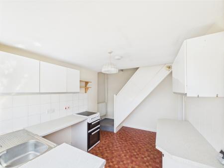 2 bedroom Semi-detached house for sale in Poplar Road, Clehonger, Clehonger, HR2