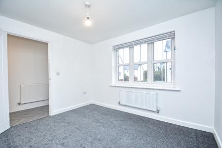 4 bedroom Detached house for sale in Primrose Avenue, Clehonger, Hereford, HR2