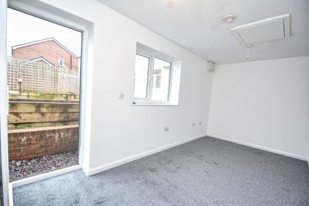 4 bedroom Detached house for sale in Primrose Avenue, Clehonger, Hereford, HR2