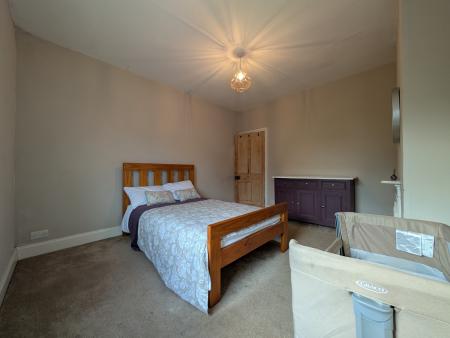 2 bedroom Terraced House for sale in Station Road, Hereford, HR4