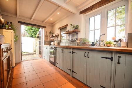 3 bedroom Detached bungalow for sale in Swainshill, Hereford, HR4