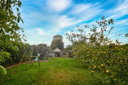 3 bedroom Detached bungalow for sale in Swainshill, Hereford, HR4