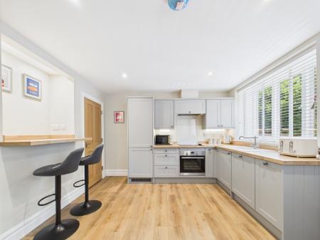 1 bedroom Flat for sale in The Southend, Ledbury, HR8