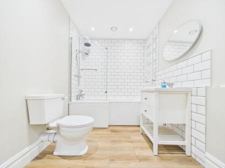 1 bedroom Flat for sale in The Southend, Ledbury, HR8