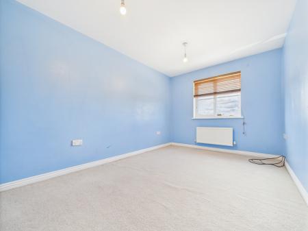 4 bedroom Semi-detached house for sale in Waggoners Way, Hereford, HR2