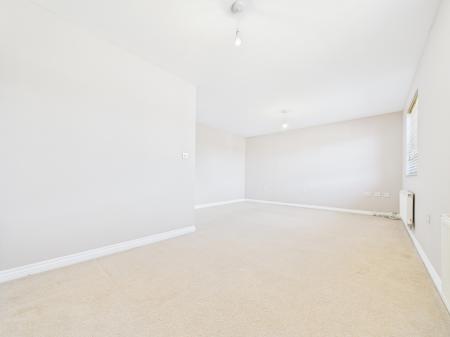 4 bedroom Semi-detached house for sale in Waggoners Way, Hereford, HR2