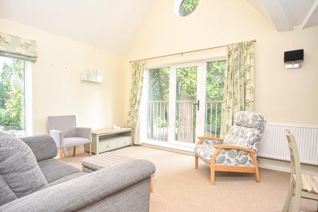 2 bedroom Flat for sale in Walford Road, Ross-on-Wye, HR9