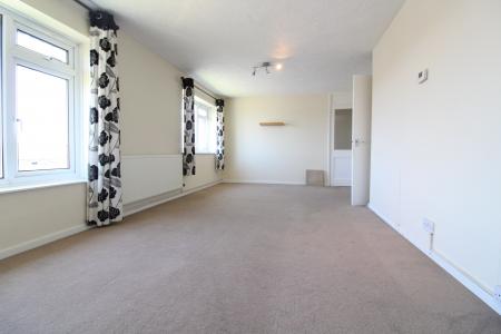 2 bedroom Flat to let in Pentwyn Avenue, Hereford, HR2
