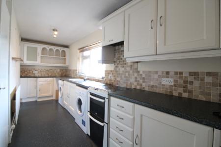 2 bedroom Flat to let in Pentwyn Avenue, Hereford, HR2