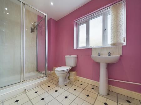 3 bedroom Town house to let in Old Mill Close, Hereford, HR4