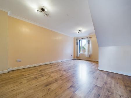 3 bedroom Town house to let in Old Mill Close, Hereford, HR4