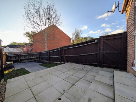 2 bedroom Terraced House to let in Westholme Road, Hereford, HR2