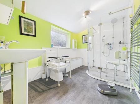 2 bedroom Terraced House for sale in Crofts Lane, Ross-on-Wye, HR9