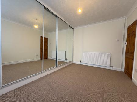 3 bedroom Semi-detached house to let in Arran Avenue, Hereford, HR2