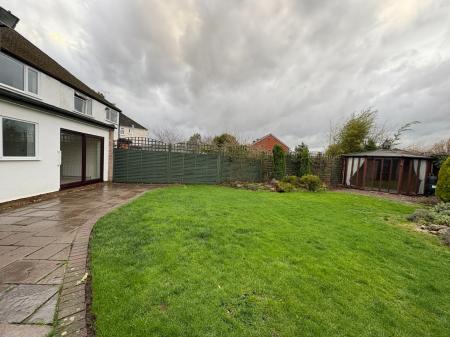 3 bedroom Semi-detached house to let in Arran Avenue, Hereford, HR2