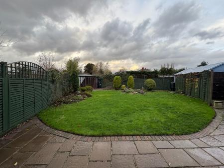 3 bedroom Semi-detached house to let in Arran Avenue, Hereford, HR2