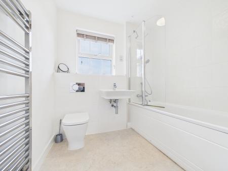 1 bedroom Flat to let in The Furlongs, Hereford, HR1