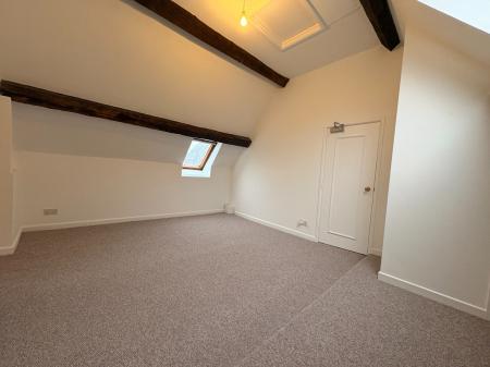 3 bedroom Flat to let in Bewell Street, Hereford, HR4