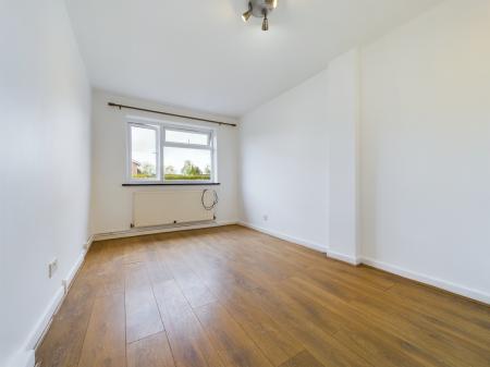 1 bedroom Studio flat to let in Nevinson Place, Tupsley, Hereford, HR1