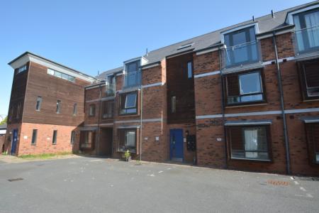 2 bedroom Flat for sale in Friars Street, Hereford, HR4