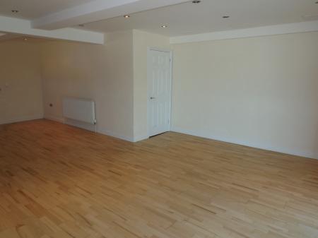 2 bedroom Flat to let in Bewell Street, Hereford, HR4